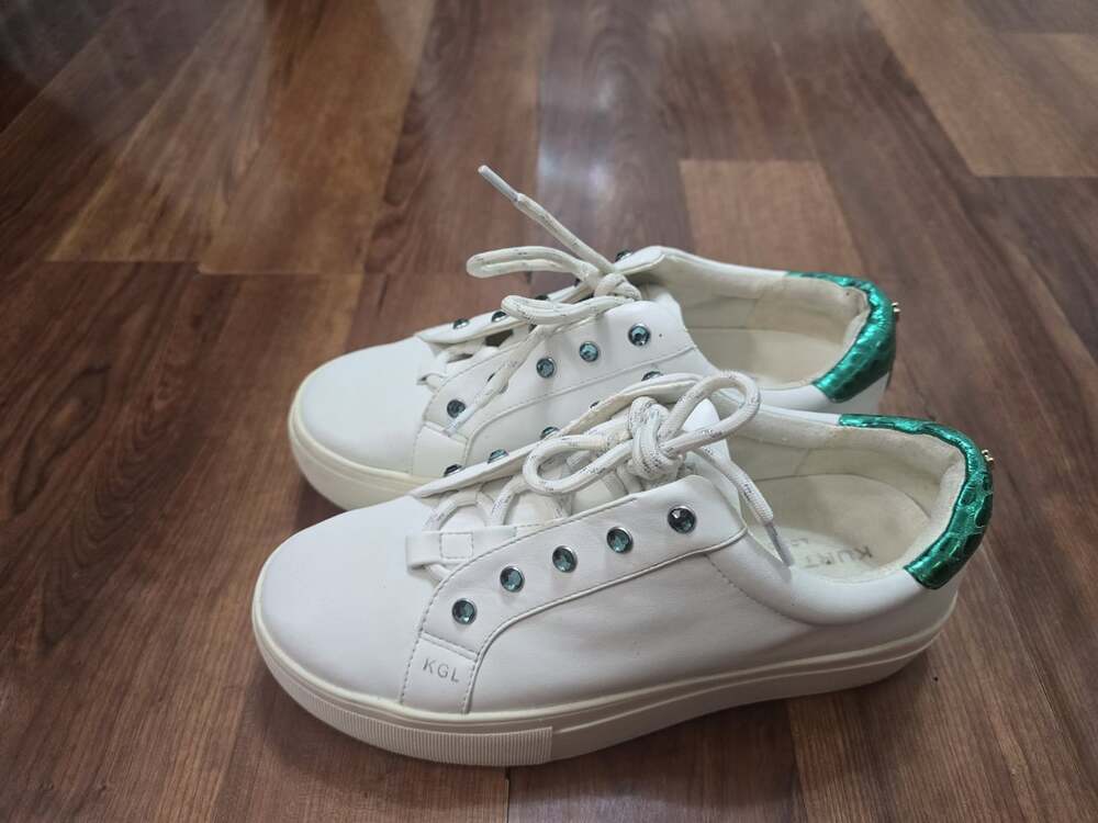 Kurt Geiger London Liviah Platform White Leather Low Top Sneakers Green Accents
